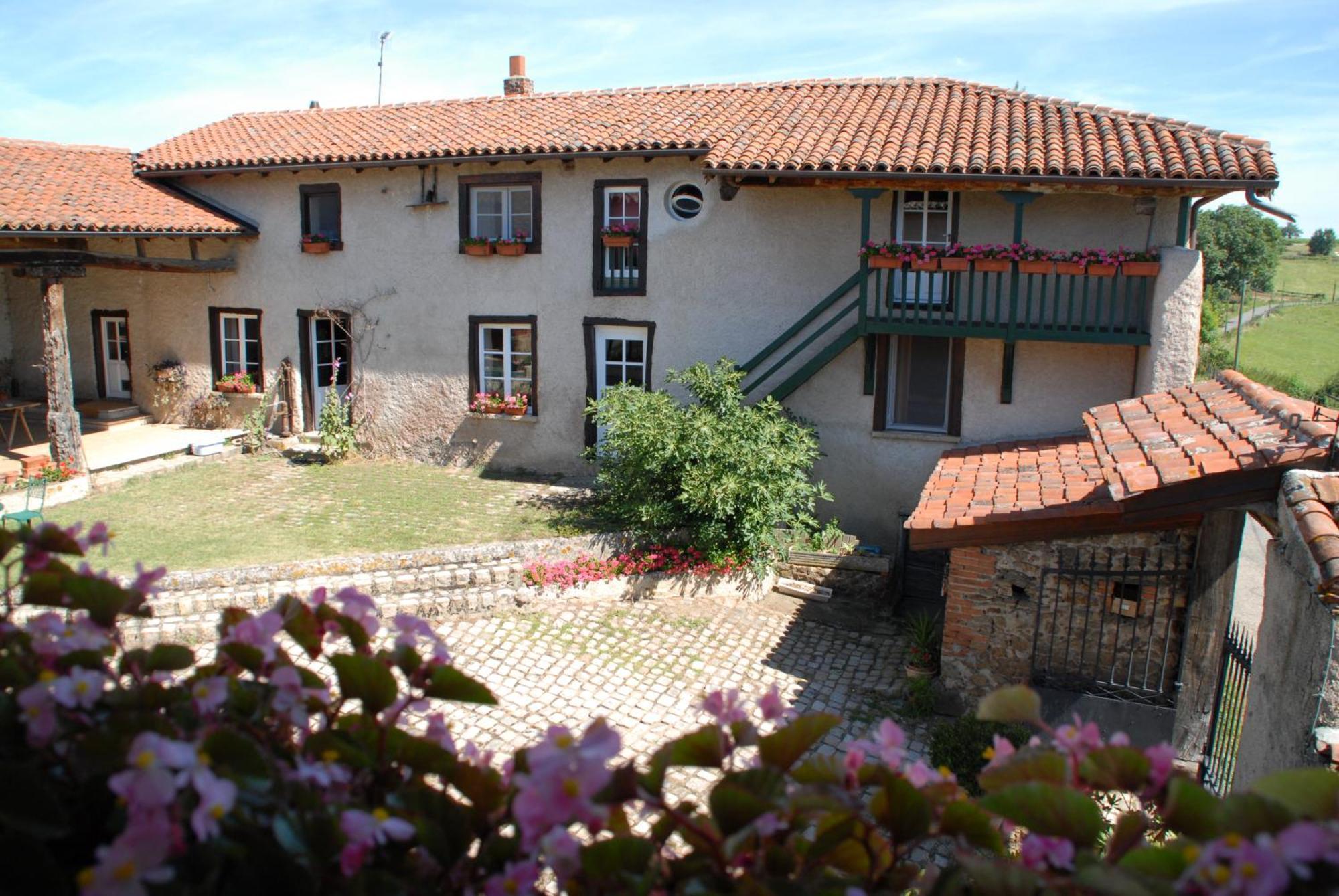 Chez Jacotte Et Elia